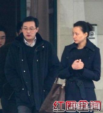 朱军爆料董卿已经结婚老公是谁 董卿已婚出国生子真相